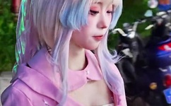 25岁女高中生未增删翻译中文翻译英语樱花